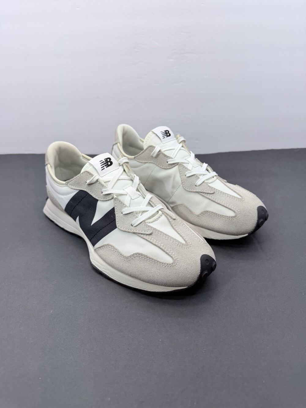 New Balance 327 Sea Salt Black Women’s Size 8.5 Kids 6.5Y Sneakers GS327FE